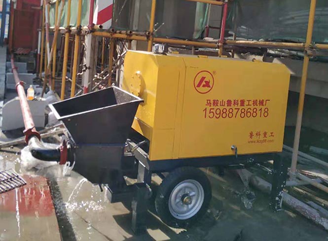 優(yōu)質(zhì)小型混凝土輸送泵合作中電建洺悅府二期項目 優(yōu)質(zhì)小型混凝土輸送泵合作中電建洺悅府二期項目