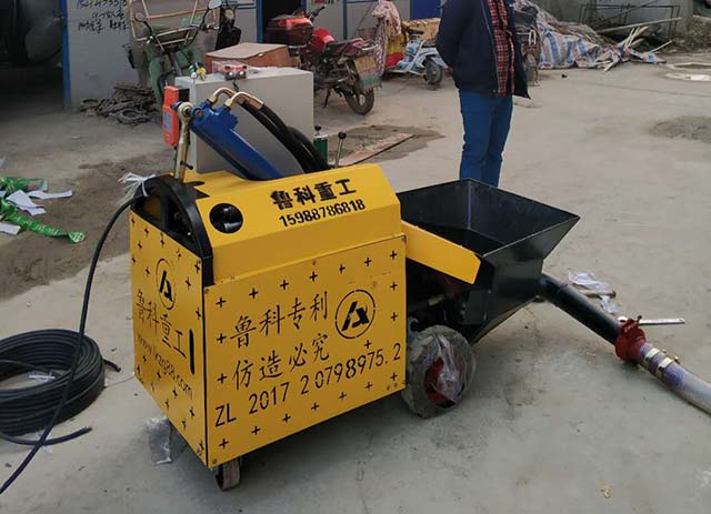 供應小型混凝土輸送泵