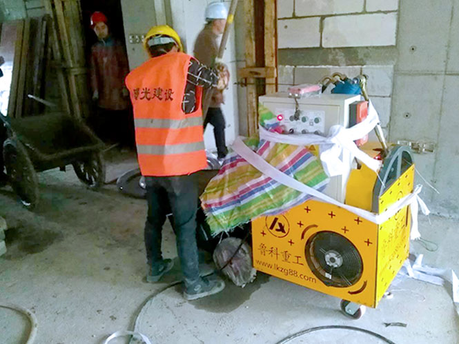 二次構造柱專用泵合作明輝建設溧水區(qū)中醫(yī)院異地新建公衛(wèi)大樓工程項目 二次構造柱專用泵合作明輝建設溧水區(qū)中醫(yī)院異地新建公衛(wèi)大樓工程項目